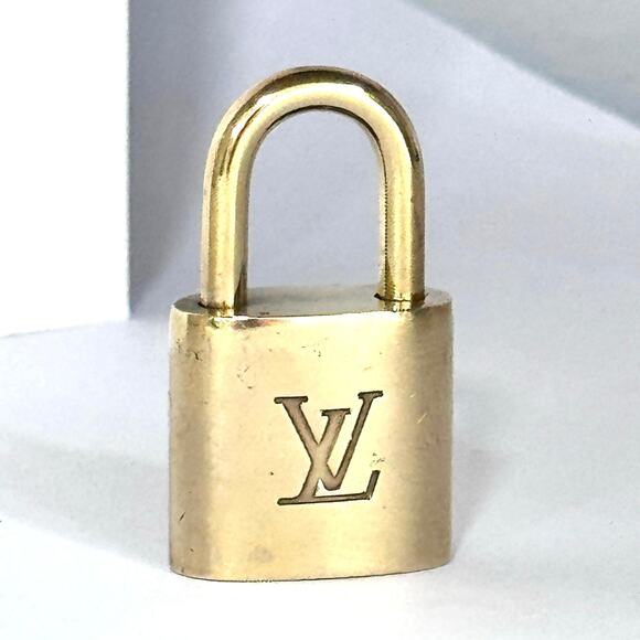 Louis Vuitton Gold Padlock & Key Set  LV Brass Lock 313 - Picture 1 of 3